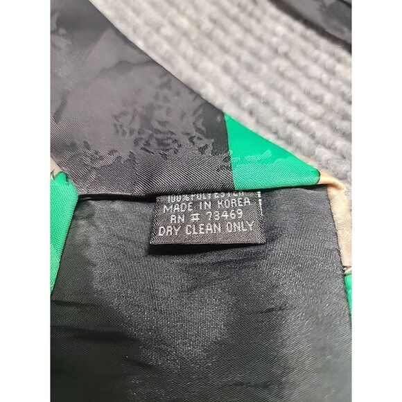 Tazmanian Devil Golf Mens Neck Tie Looney Tunes Mania 1996 Vintage Taz Polyester - Picture 4 of 4